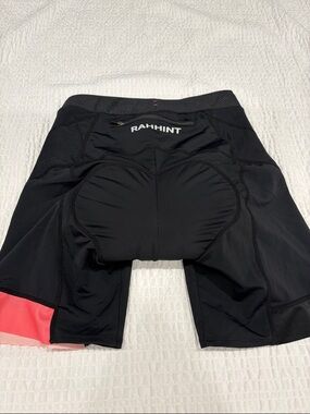 RAHHINT Padded Black Cycling Shorts with Pink Accent Size L
